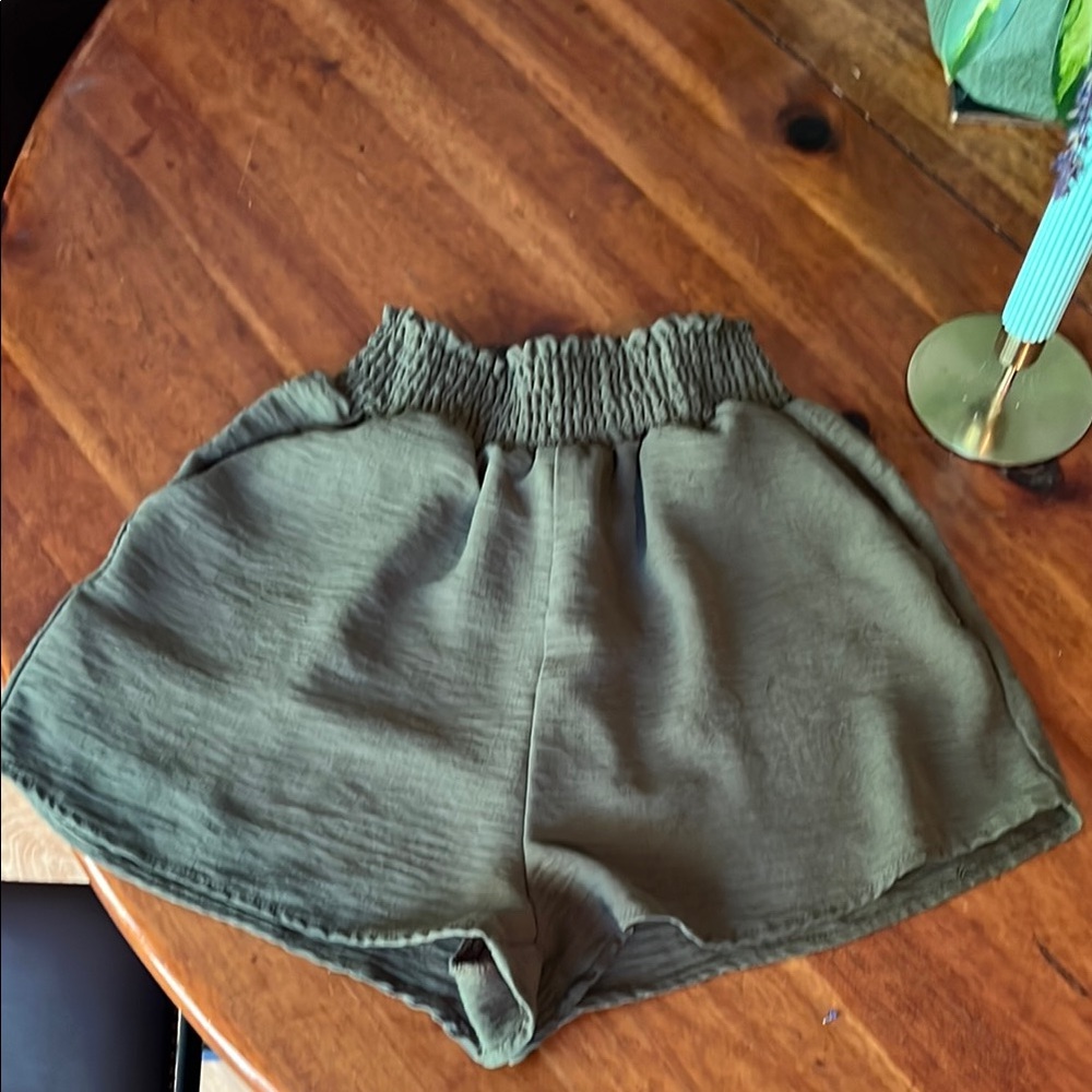 Papermoon High Waist Green Shorts